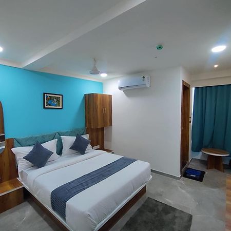 Hotel Lee Park Ahmedabad Ngoại thất bức ảnh