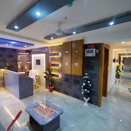 Hotel Lee Park Ahmedabad Ngoại thất bức ảnh