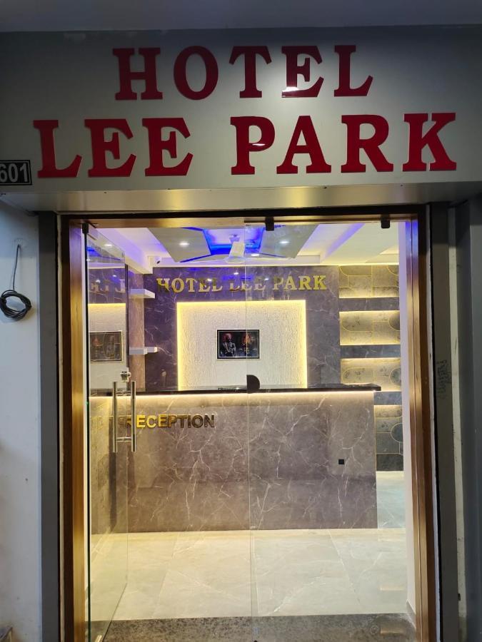 Hotel Lee Park Ahmedabad Ngoại thất bức ảnh