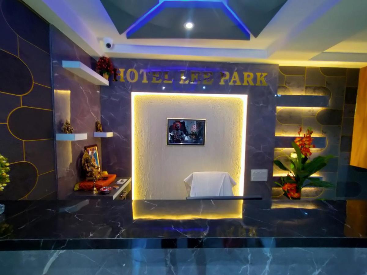 Hotel Lee Park Ahmedabad Ngoại thất bức ảnh