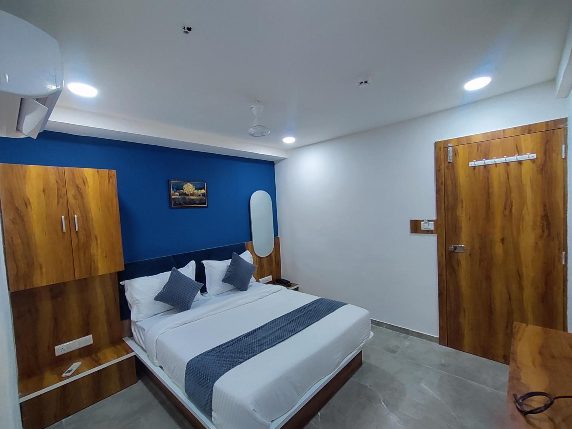 Hotel Lee Park Ahmedabad Ngoại thất bức ảnh